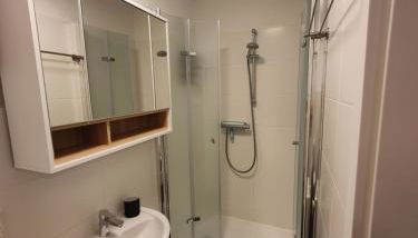 Gemütliche Wohnung *zentral* *Netflix* *Parkplatz* - Foto 2