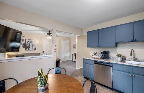 Chic Remodeled Retreat Near Emu: Easy Commute 2 Bedroom Apts - Foto 18