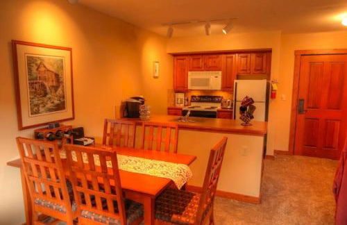 Snowshoe Mountain Retreat! Ski in and Out! - Foto 10