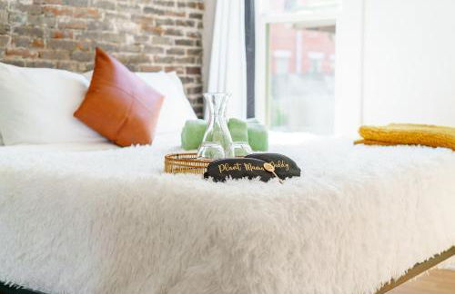 Jungle House Luxury Homes - Columbus Downtown Short North - Walk to Convention Center & Nationwide Arena - Sleeps up to 8 - Free Parking - Over 5,800 Five Stars - Foto 34