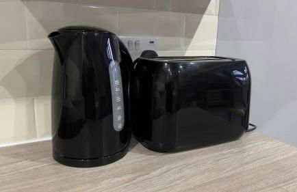 1 bed Apt close to Leeds Arena Sleeps up to 4 people F6 - Photo 7