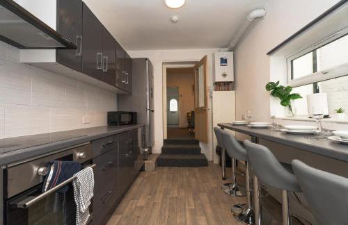 Thameside Terrace - 4Bed 3Bath near Purfleet train station - Photo 14