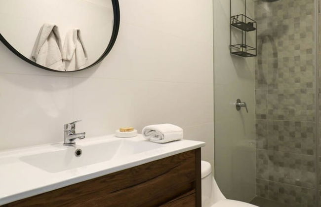 w Picturesque 2BR in the Heart of Miraflores - Photo 12