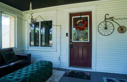 160inch Home Movie Theater- Great for movie night! - Foto 38