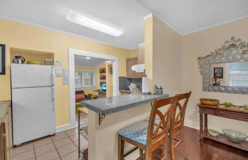 Blue Reverie - Downtown Cottage - Foto 16