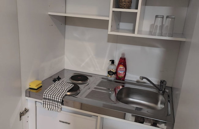 Luxurious 3 bed Ensuites & kitchenettes Nr LGI Hospital & Uni - Free 5G WIFI & Netflix Short Stays - Contractors Free Parking - Foto 16