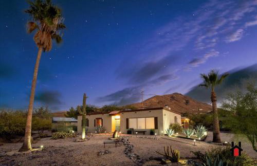 Sonoran Desert Getaway with Cowboy Tub - Photo 1