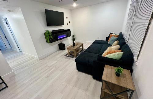 Cozy Little Villa in the Heart of Cocoa POOL HOUSE - Foto 22