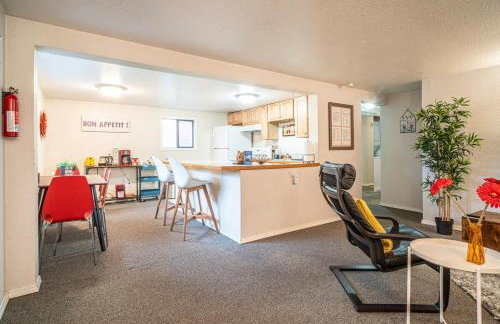 Fun Fremont 2br - Walk To Food And Shops! - Photo 29