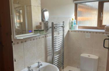 Tupenny Cottage, Old Mill Farm, Cotswold Water Park - Foto 2