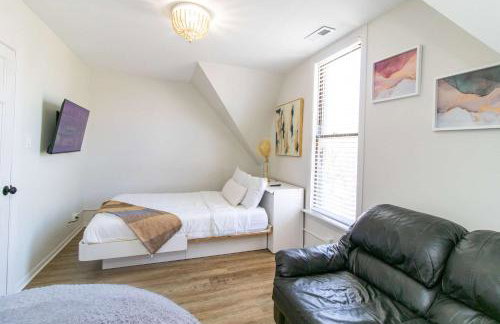 Chi-Town Hideout #2 - Near Metra - Foto 15