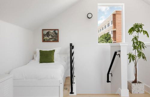 Walker's Paradise — Eats Drinks + - Foto 8