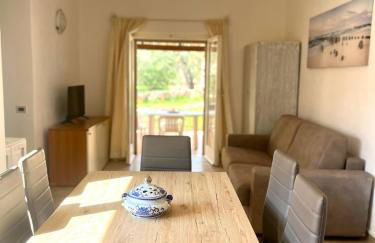 Conchiglia Family Garden Retreat - 2BR - Near the Sea - Wi-Fi - AC - BBQ - Pet Friendly - Foto 3