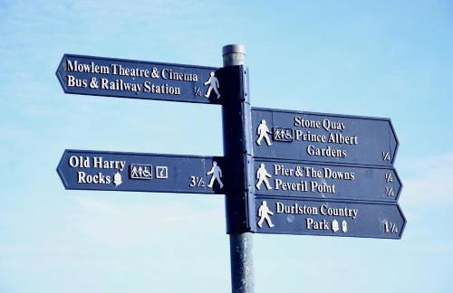 Kitchener Cottage Swanage very close to beach - Photo 25