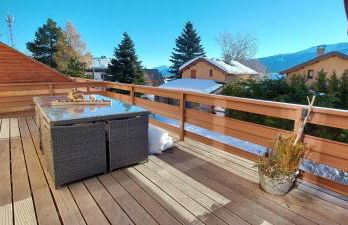 Résidence Campredon - Décoration typique - 25m2 de Terrasse aménagée plein sud avec vue panoramique - Internet - Jardin - Parking - Navette - Linge et Ménage en options payantes - Foto 9