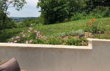 Newly converted barn, magnificent vues, garden and pool - Foto 15