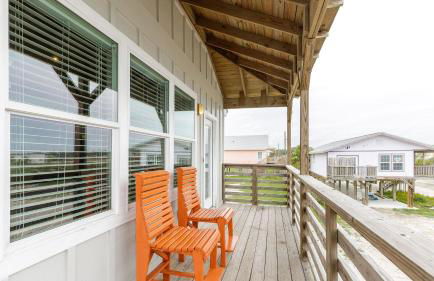 Waterfront, Shared Boat Dock & Pool w/ Views Ariels Grotto by Avantstay - Foto 64