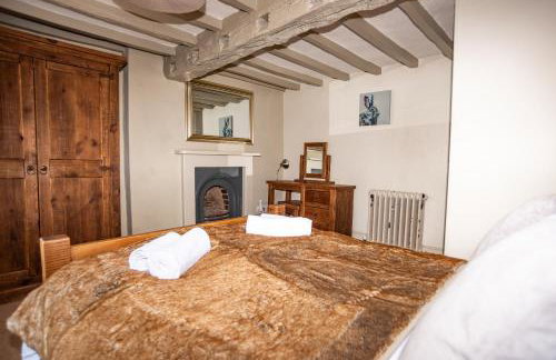 Historical Sherwood Forest Cottages - Sleeps 16 - Foto 12