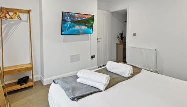 Amaya Six - Sleeps 4 - Modern 1 bed Apartment - Newly renovated - Central Location - Grantham - Free Gym Access - Foto 1