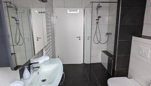 Moderne Landhaus-Ferienwohnung mit Balkon - Foto 5