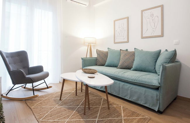 Fresh Urban Apt with Balcony in Zografou - Foto 16