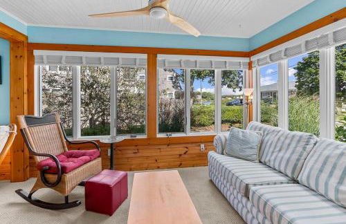 Lookout Point - 3 BDR Home Steps from Beach - Foto 16