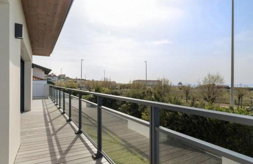 Beautiful new ocean facing villa - Foto 26