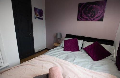 Stylish 3 bedroom Wigan House sleeps 7 - Foto 23