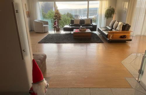 Villa Kaja by Maggie mit Pool, Kamin und traumhaftem Blick auf den Möhnesee - Foto 2