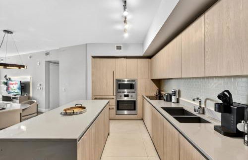 Splendid Resort - Oceanview 1BDR & 1BA Apt Right on the Beach, Heated pool, GYM - Foto 8