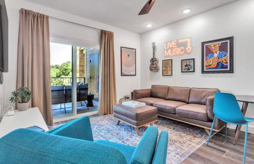 Whiskey River - Texas Music Theme in Historic Gruene, Riverfront on the Guadelupe River - Foto 1