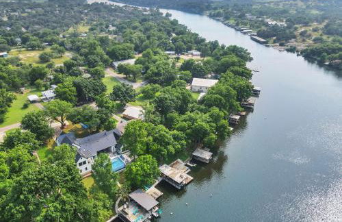 Palm Paradise on Lake LBJ with Concierge Services - Foto 12