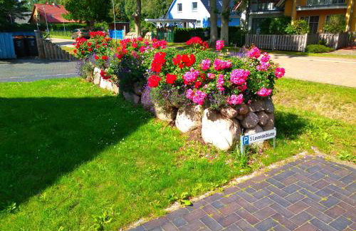 Lavendelblume - 4 Sterne - inklusive eigener BikeBox mit Strom, Wäschepaket, Power WLAN, Parkplatz, early CheckIn # Bestpreisgarantie # - Photo 18