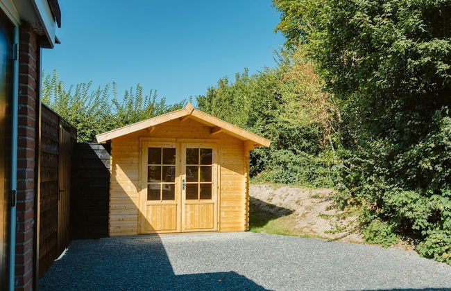 Modern Holiday Home With Spacious Garden and Terrace Suitable for 5 People - Foto 20