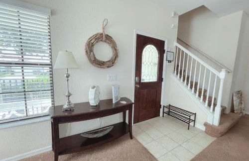 557-Impressive Two Story Private Villa with South Facing Pool 4 Large Bedrooms - Foto 38