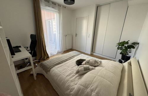 Modern and cozy Stay I Terrace and Parking I 10 min by car Orly airport I Quick access to Paris - Foto 9