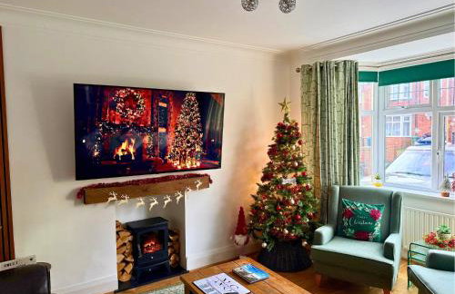 Private All-Weather Hot Tub House, Fire Pit, Free Parking, Near City Centre, Freeman Hospital, Great Transport Links - Foto 60