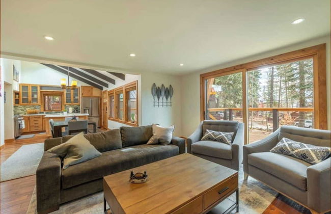 Henderson by Avantstay Lake View! Walk to Beach, Garwoods & More! - Foto 14