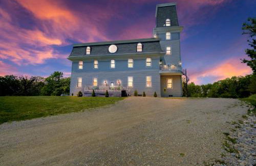 The Starlight Tower Manor, River, Arcades, Observatory, Theater - Foto 40