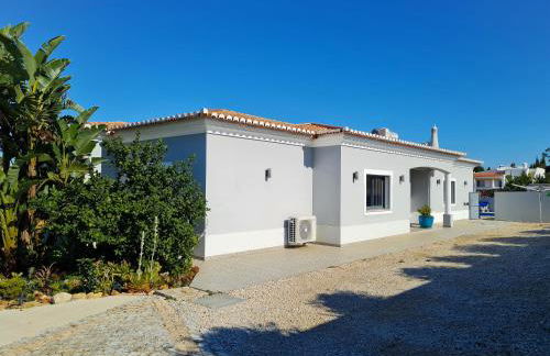 CASA LIMÃO - Private Pool & Garden - Beach & Center 650m - Foto 45