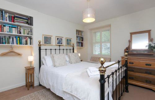 Awelon Holiday Cottage sleeps 10, Hot Tub, Log Burner, North Wales, Porthmadog - Foto 32