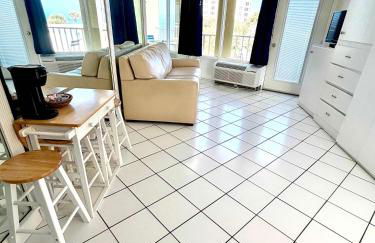 Ocean Overlook - Sea View at Symphony Beach Club! - Foto 7