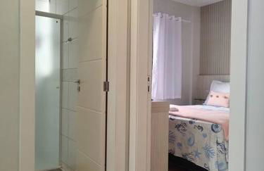 Apartamento encantador quadra mar - Foto 23