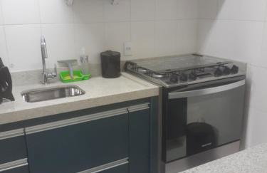 APTO CASAL e FILHO - Foto 1