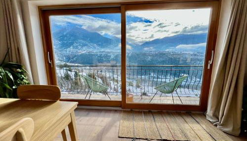 Très belle maison spacieuse et lumineuse, vue sur la station de Risoul et de Vars - Foto 3