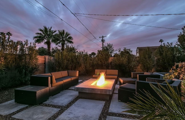 Mid-century Modern W/backyard Oasis, Putting Green - Foto 50