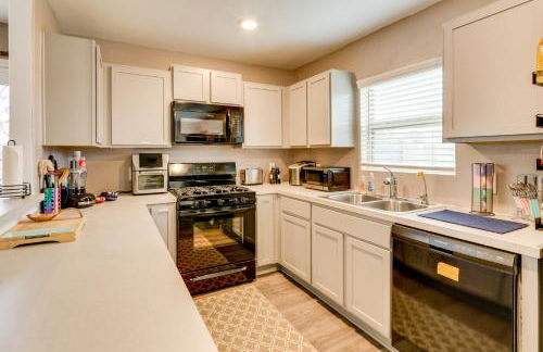 2 Mi to Historic Dtwn Magnolia Family Retreat - Foto 3