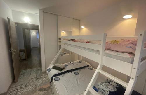 Appartement proche centre Colmar parking public gratuit - Foto 24