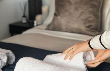 The Penthouse - Allocated Parking with City Views - Foto 14