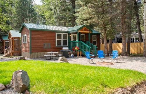 The Fox Den Cabin #14 at Blue Spruce RV Park & Cabins - Foto 1